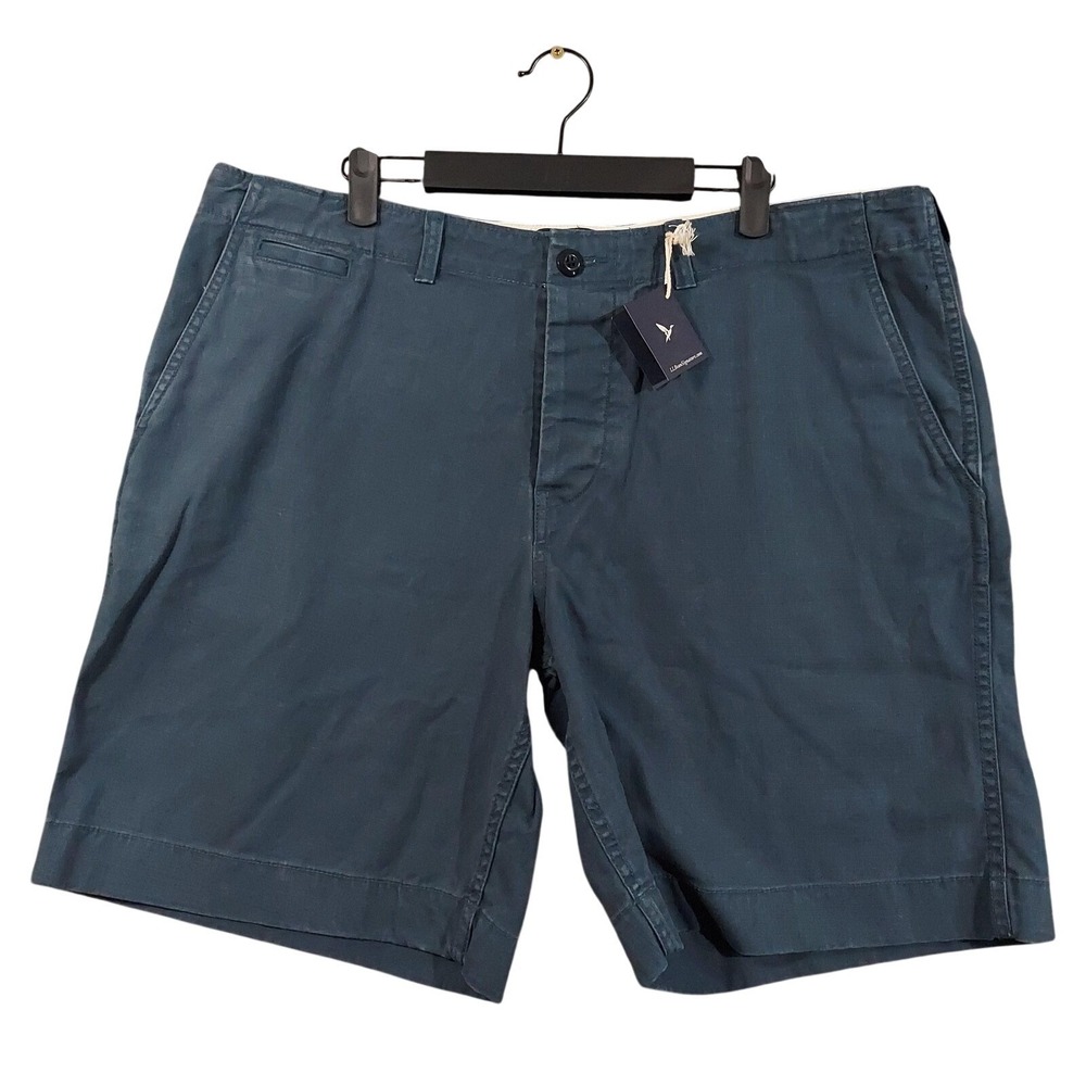 L.L. Bean Shorts Mens 38 Blue Cotton Chino Flat Front Casual Summer 9 Inseam